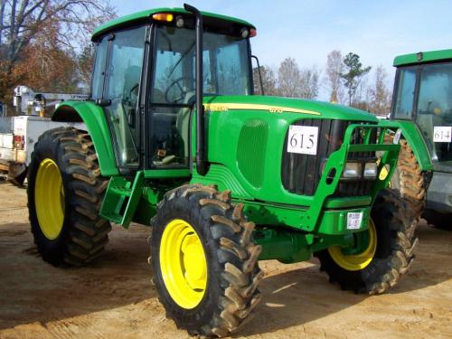 John Deere 6715