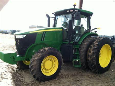 John Deere 7200R