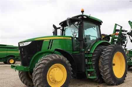 John Deere 7230R