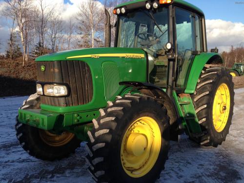 John Deere 7420