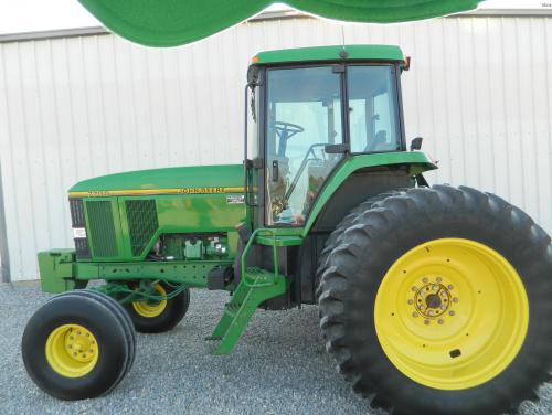 John Deere 7700