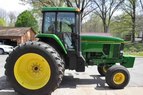 John Deere 7800