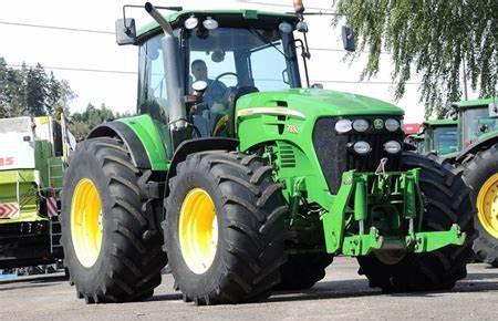 John Deere 7930