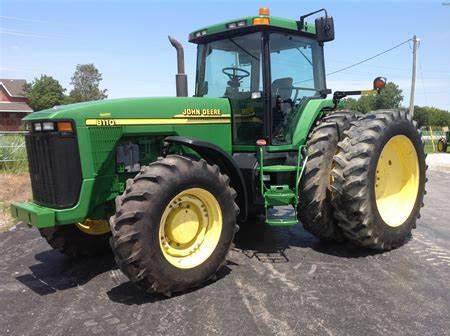 John Deere 8110