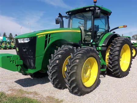 John Deere 8370R