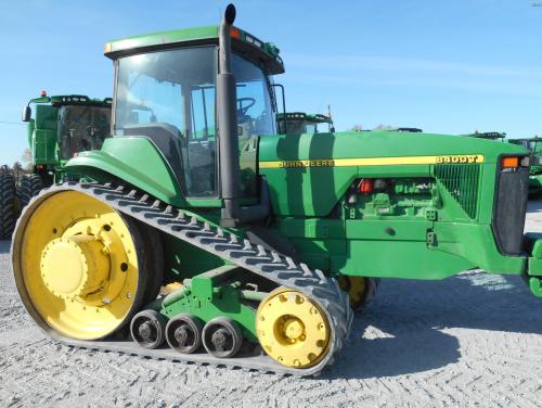 John Deere 8400T