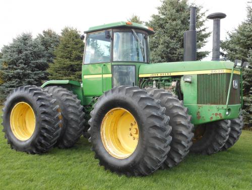 John Deere 8630