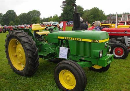 John Deere 930