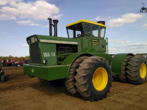 John Deere WA-14