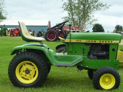 John Deere lawn tractors 120