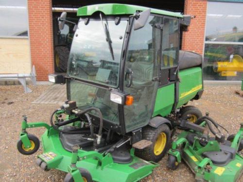 John Deere lawn tractors 1600 Turbo