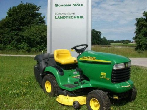 John Deere lawn tractors 180