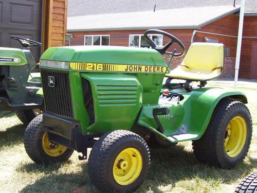 John Deere lawn tractors 216