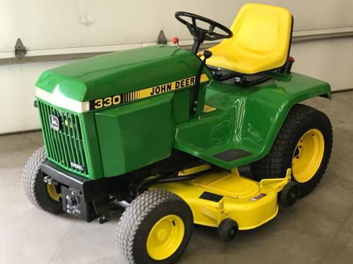 John Deere lawn tractors 330