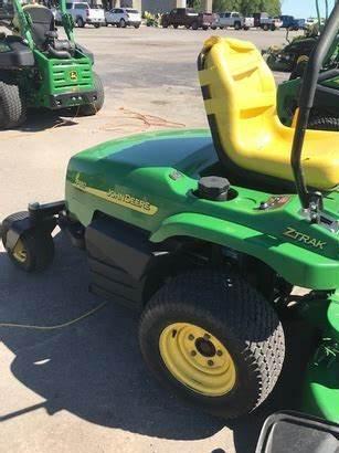 John Deere lawn tractors F687