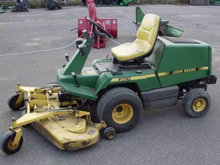 John Deere lawn tractors F710