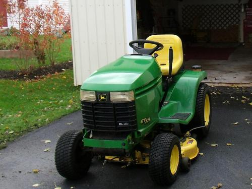 John Deere lawn tractors GT225