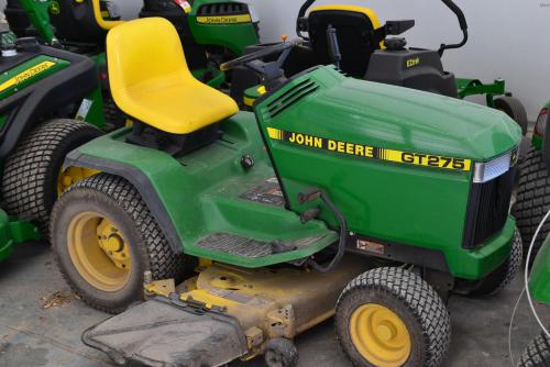 John Deere lawn tractors GT275