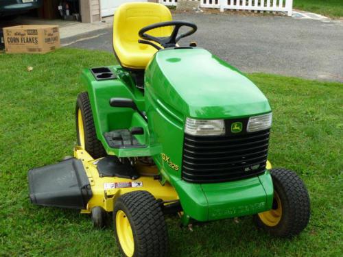 John Deere lawn tractors GX325