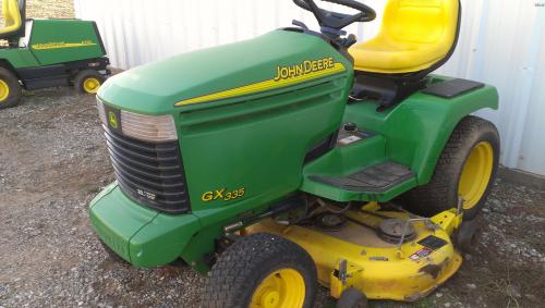 John Deere lawn tractors GX335