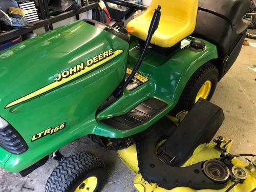 John Deere lawn tractors LTR166