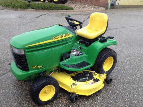 John Deere lawn tractors LX289