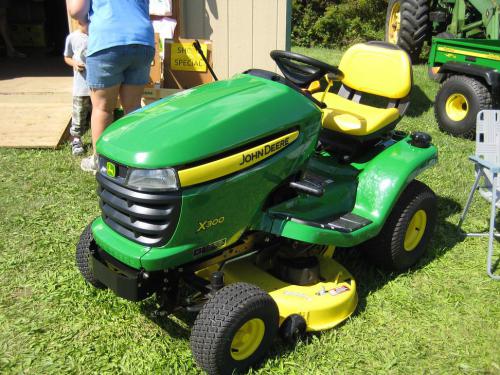 John Deere lawn tractors X300