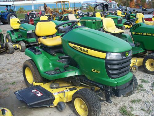 John Deere lawn tractors X320