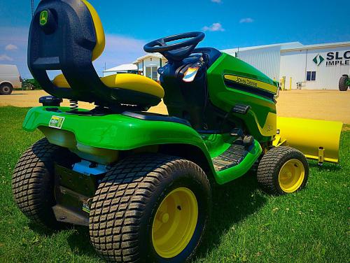 John Deere lawn tractors X360