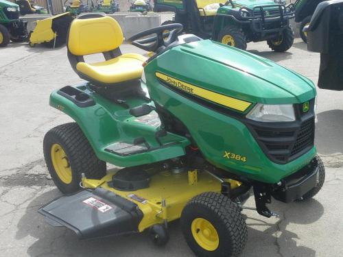 John Deere lawn tractors X384