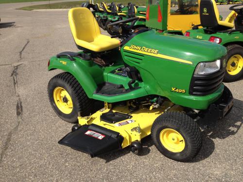 John Deere lawn tractors X495