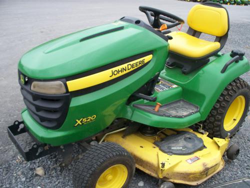 John Deere lawn tractors X520