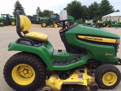 John Deere lawn tractors X540