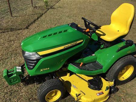 John Deere lawn tractors X584