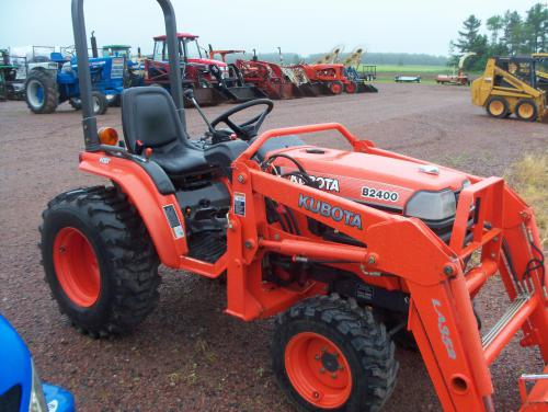 Kubota B2400