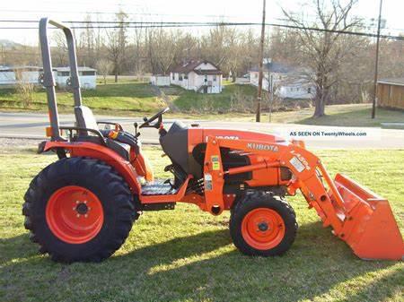 Kubota B3300SU