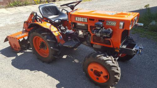 Kubota B7100