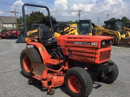 Kubota B7200