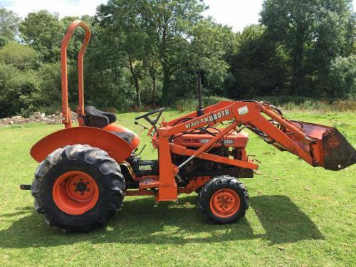 Kubota B8200