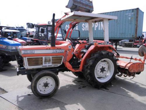 Kubota L2402