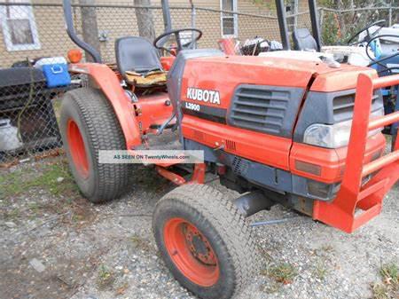 Kubota L2900