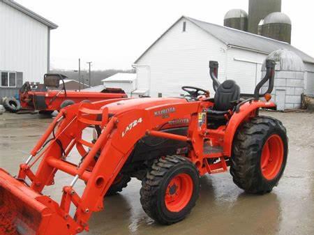 Kubota L3240