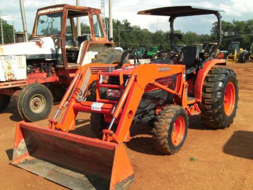 Kubota L3830