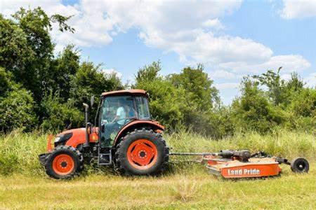 Kubota M4-061