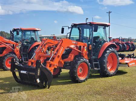 Kubota M4-071