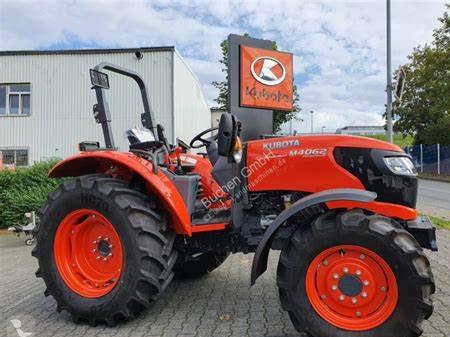 Kubota M4063