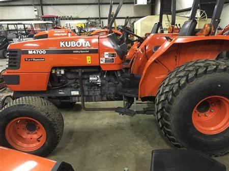 Kubota M4700