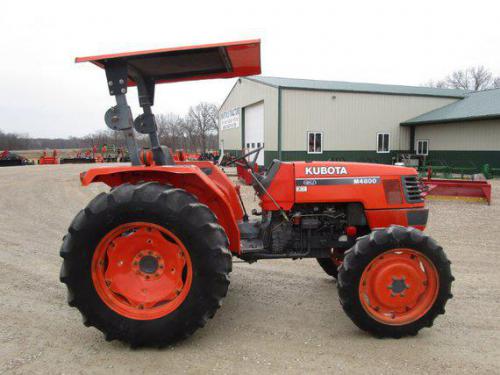 Kubota M4800SU