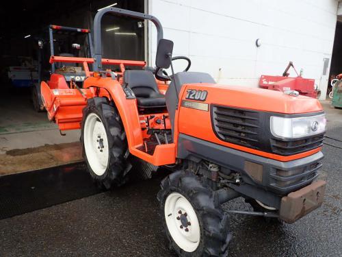 Kubota T200