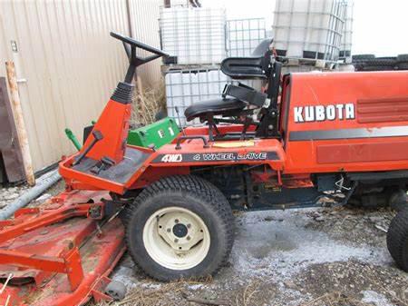 Kubota lawn tractors F2100